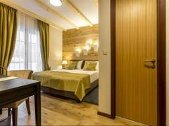 Zimmerbild 8