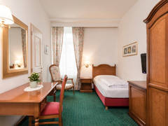 Zimmerbild 6