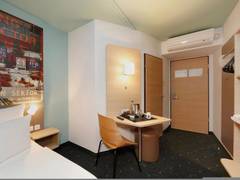 Zimmerbild 26