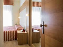 Zimmerbild 5