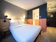 Zimmerbild 6