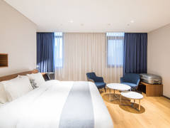 Zimmerbild 6