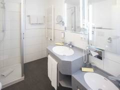 Zimmerbild 24