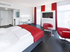 Zimmerbild 8
