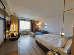 Zimmerbild 7