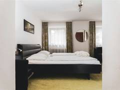 Zimmerbild 8