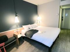 Zimmerbild 5