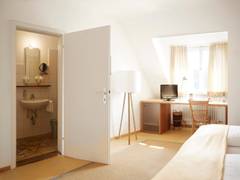 Zimmerbild 7