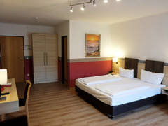 Zimmerbild 9