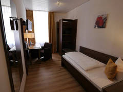 Zimmerbild 6
