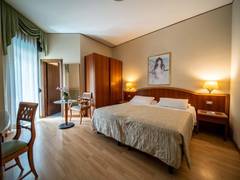 Zimmerbild 6