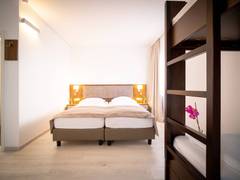 Zimmerbild 8
