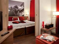 Zimmerbild 8