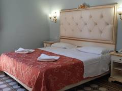 Zimmerbild 6