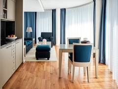 Zimmerbild 8