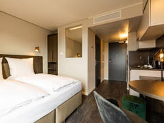 Zimmerbild 4