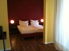 Zimmerbild 8