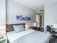 Zimmerbild 10