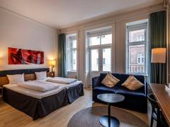 Zimmerbild 12