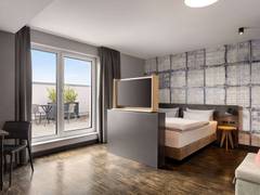 Zimmerbild 6