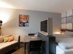 Zimmerbild 7