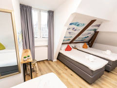 Zimmerbild 18
