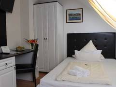 Zimmerbild 11