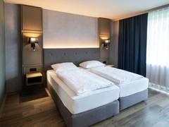 Zimmerbild 8