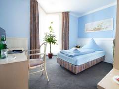Zimmerbild 8