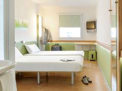 Zimmerbild 12