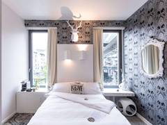 Zimmerbild 5