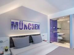 Zimmerbild 12