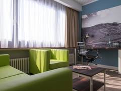 Zimmerbild 4