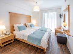 Zimmerbild 13