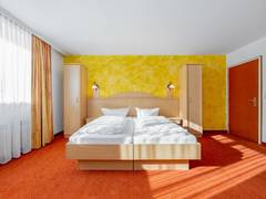 Zimmerbild 9