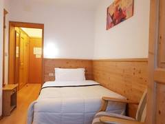 Zimmerbild 8