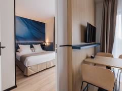 Zimmerbild 13