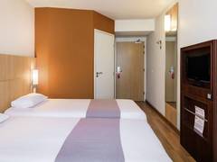 Zimmerbild 6