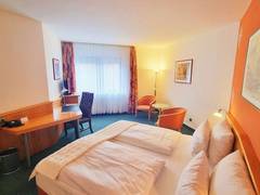 Zimmerbild 7