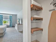 Zimmerbild 6