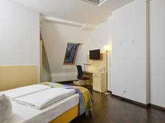 Zimmerbild 15