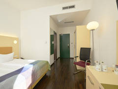 Zimmerbild 9