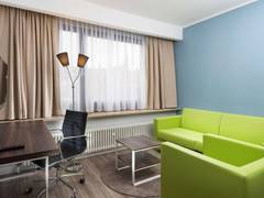 Zimmerbild 6