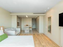 Zimmerbild 32