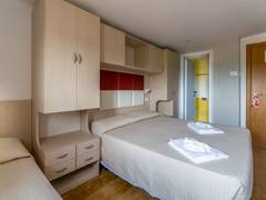 Zimmerbild 6