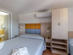Zimmerbild 14