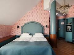 Zimmerbild 8