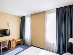 Zimmerbild 9