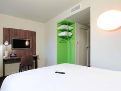 Zimmerbild 6
