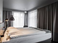 Zimmerbild 8